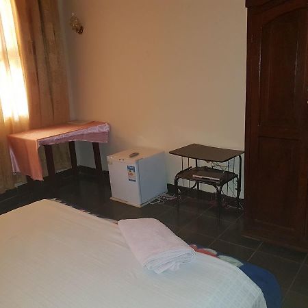 Centre D' Accueil Joli Reve Hotel Kisangani Exterior foto