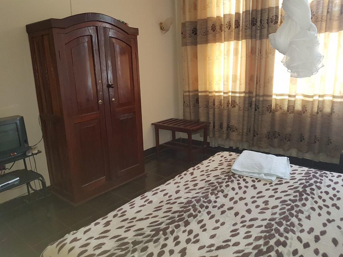 Centre D' Accueil Joli Reve Hotel Kisangani Exterior foto